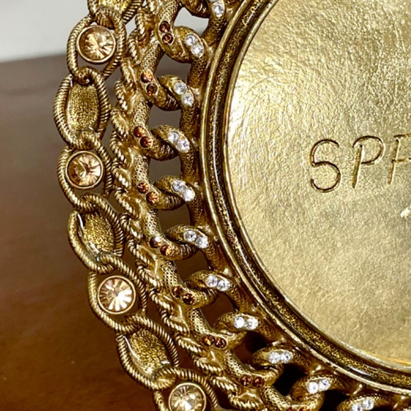 GORGEOUS JAY STRONGWATER JEWELED ENAMELED CRYSTAL ROUND PICTURE FRAME 6” - Picture 4 of 11